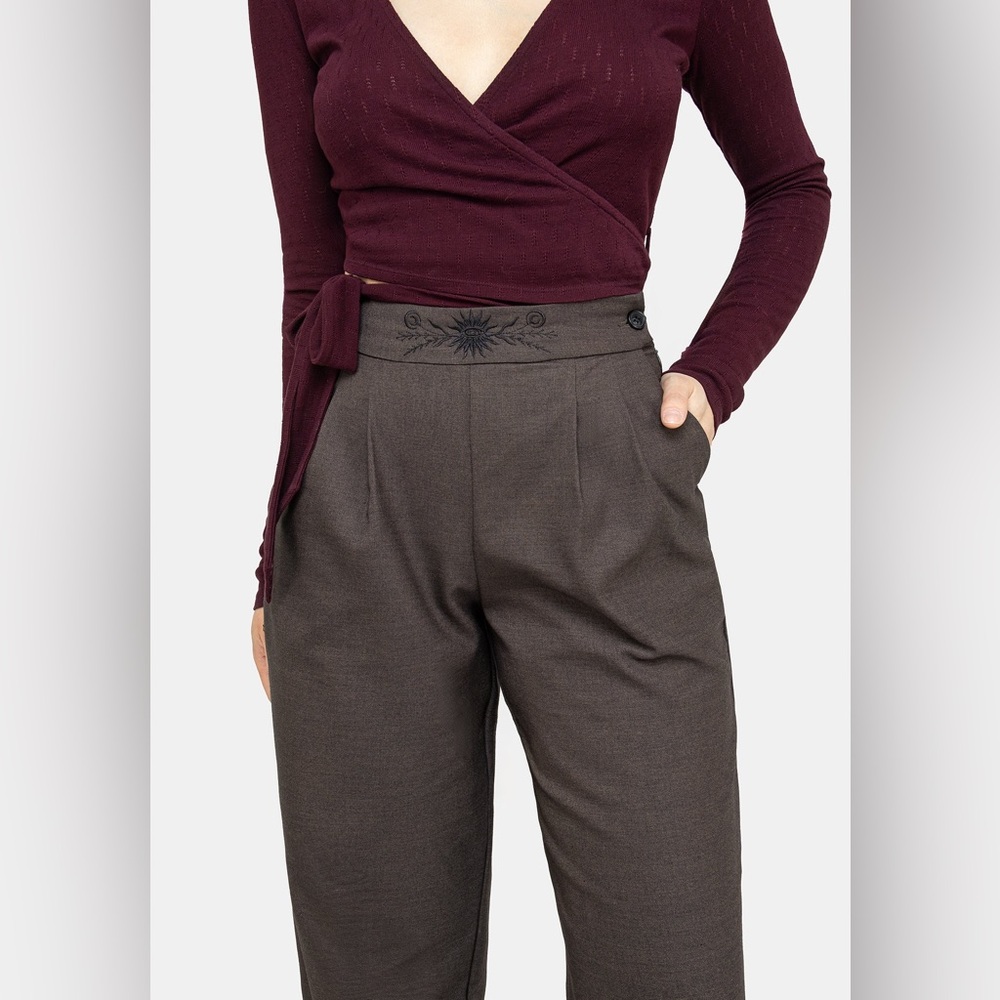 Disturbia Mystic Embroidered Balloon Trousers US 4 / UK 8 - Picture 2 of 9